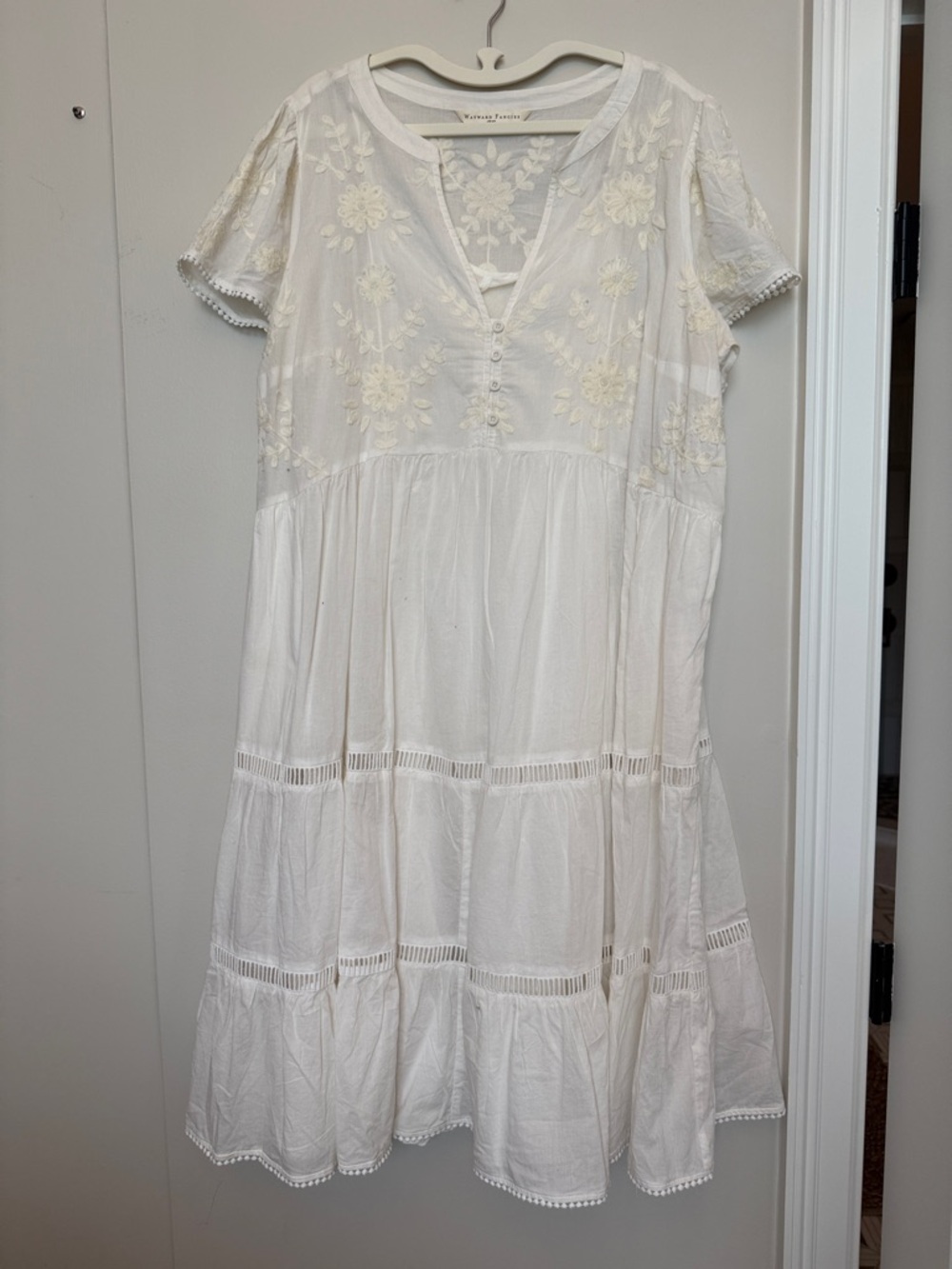 Women’s White Embroidered Midi Dress - Vintage-Inspired
